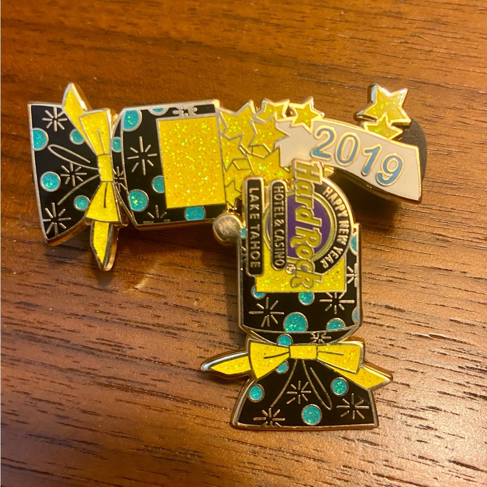 Hard Rock Cafe Collectible Pin. Lake Tahoe 2019